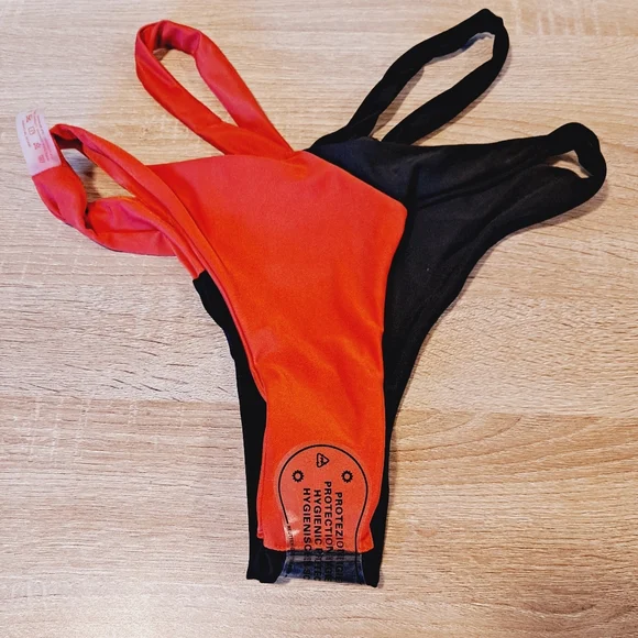 New & Never Worn Beautiful 🖤❤️ Black and Red Color Block Thong Bikini  nwot - Picture 5 of 10